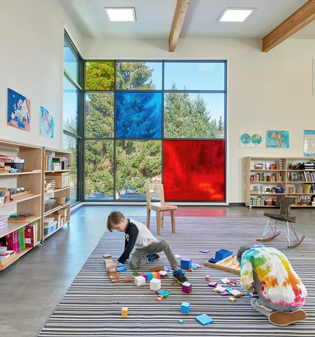 whole-earth-montessori-school-building-by-paul-michael-davis-architects-07.jpg